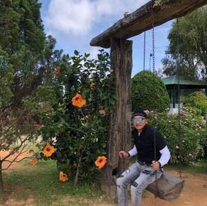 Meet your Posher, Vinh